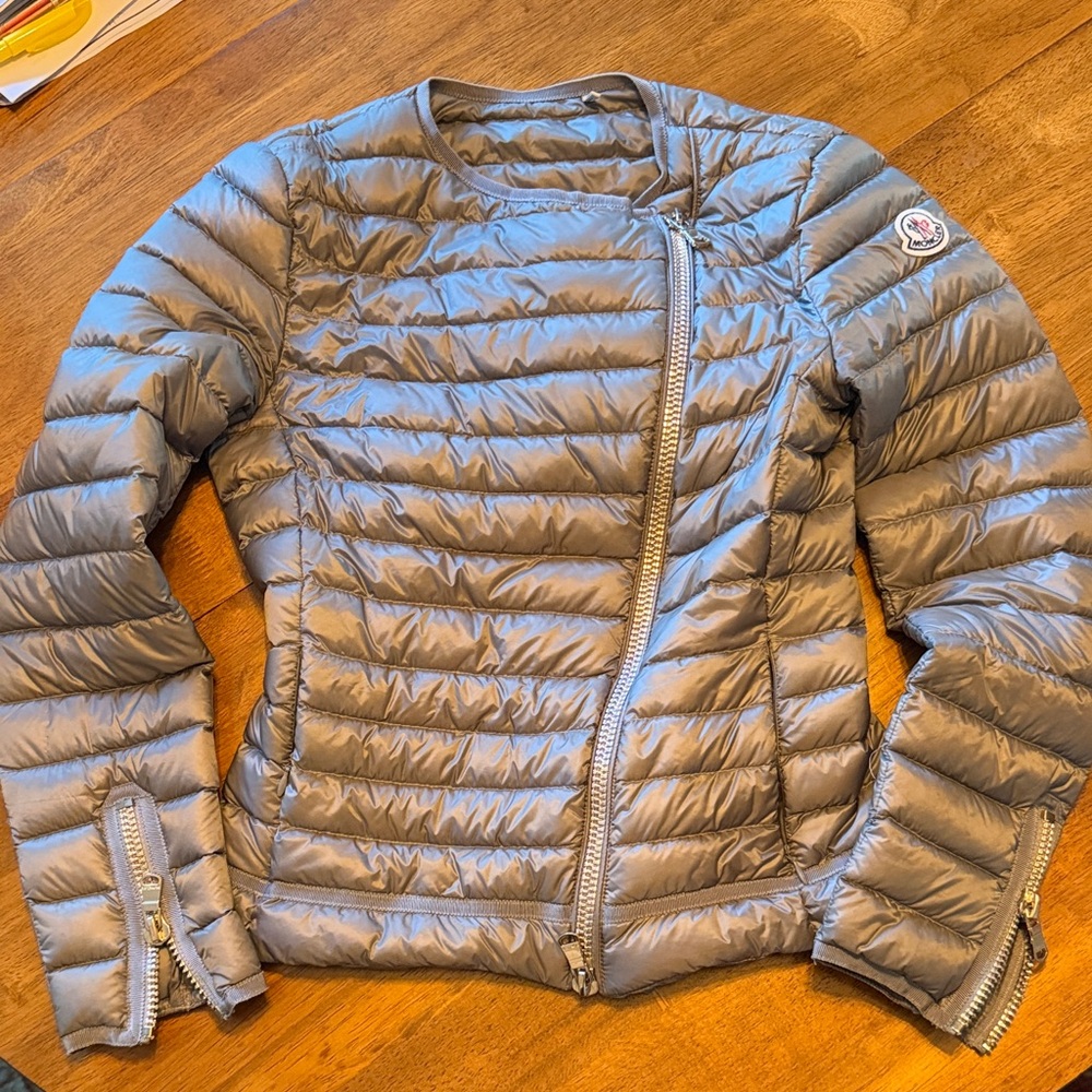Moncler Silver Quilted Lightweight Down Puffer Jacket with asymmetric zip